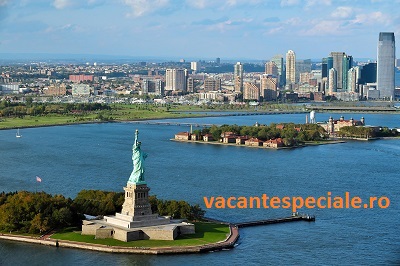 http://www.dreamstime.com/stock-image-aerial-view-statue-liberty-ellis-island-new-york-october-october-to-over-twelve-million-immigrants-entered-image33172051