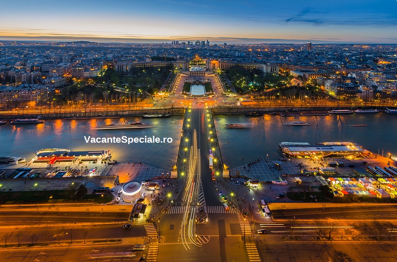 http://super-blog.eu/wp-content/uploads/VacanteSpeciale.ro-Eiffel-Paris.jpg
